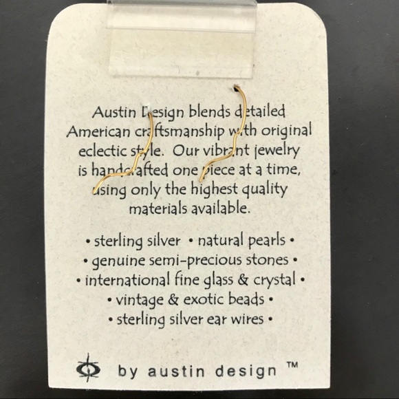 NWOT Austin Design pearl earrings - Picture 3 of 5